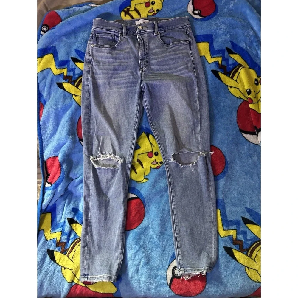 Loft The Skinny Jeans‎ Women's 29/8 Light Wash Distressed Raw Hem